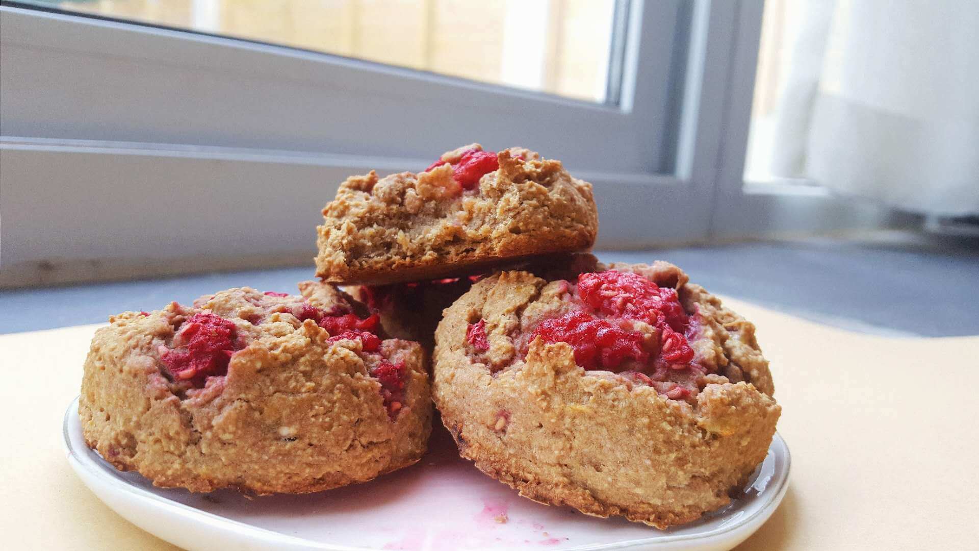 small batch of healthy fat free banana scones, raspberries, vegan healthy, no butter, easy recipe, muffin top