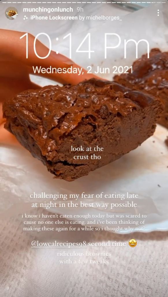 A square piece of Boo's Ridiculous(ly low calorie) Brownie with a shiny, crinkled crust created using erythritol as a sweetener in place of sugar. Screenshot taken from a follower's Instagram story reposted by Boo @lowcalrecipes98.
